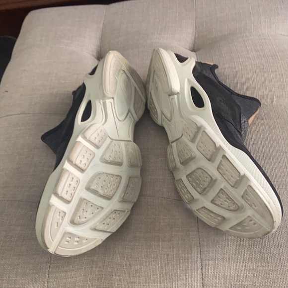 Ecco slip on canvas& suede shoes, size 40 - Picture 4 of 4